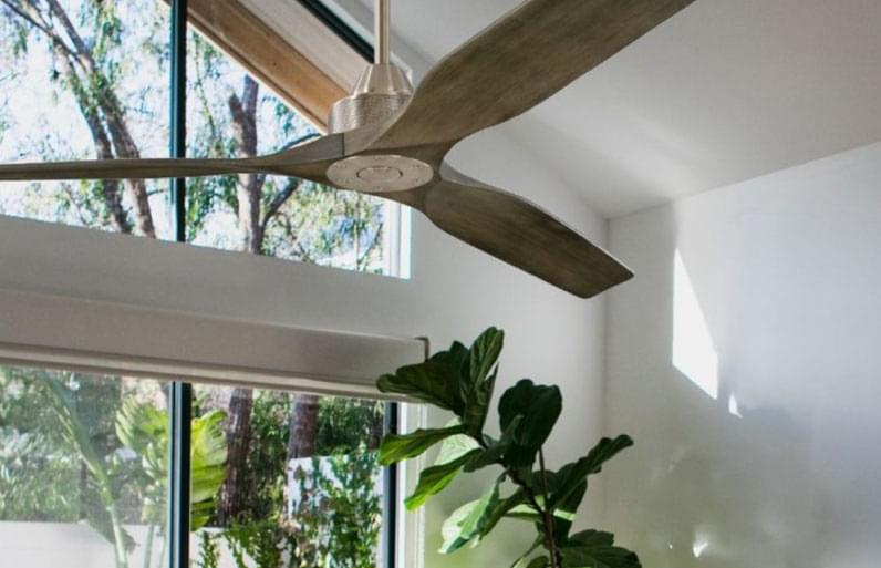 Balancing a ceiling fan